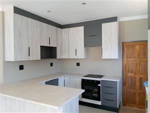 Modern 3-Bedroom Home in Bendor Meadows - Prime Location Near Mall of the North.