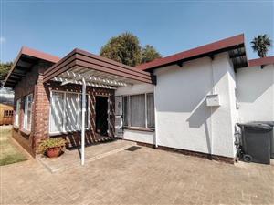 1 Bedroom Garden Cottage to let in Wierda Park ,Centurion