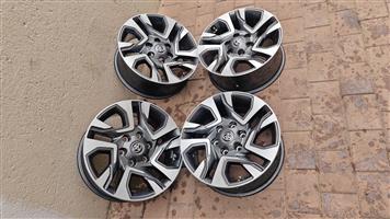 OEM TOYOTA FORTUNER WHEELS 
