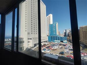 A Beautiful 2.5 Bedroom Apartment in Durban