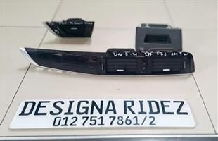 BMW F20/21 M140 LCI DASHBOARD TRIM WITH AIR VENTS & DASHBOARD STORAGE COMPARTMENT