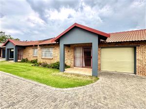 Well maintained furnished one bedroom townhouses for sale in Secunda, centrally located.