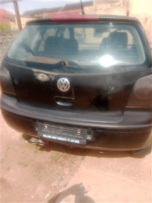VW bujwa stripping parts