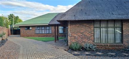 House For Sale in Sterpark