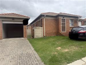 3 bedroom house for sale in Thatch Hill