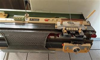Empisal PB 8 double bed knitting machine 
