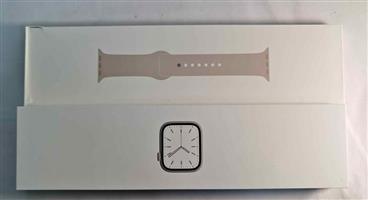 Watch S7 41mm - starlight aluminum case with starlight sport band.