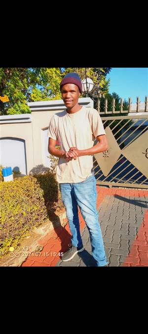 TRUSTWORTHY GARDENER SEEKS WORK