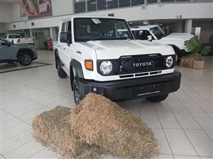 New Toyota Land Cruiser 79 2.8 GD Double Cab 6AT