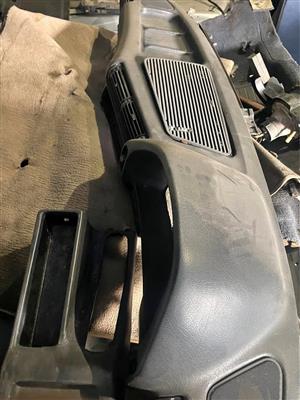 BMW E32 INTERIOR COMBO