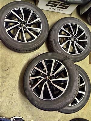15inch VW Polo TSi original mags with new tyres 