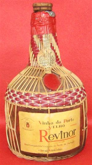 1960's Real Vinicola 'Revinor' with Cane Strap Embellishment and Musical Box