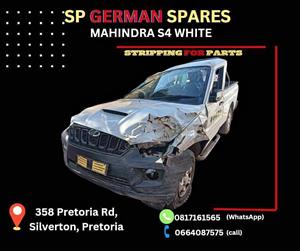 MAHINDRA  S4 WHITE STRIPPING FOR PARTS ON SALE