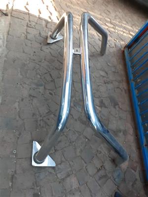 Toyota hilux d4d double cab chrome roll bar available @Circle 7 Used Parts Call/WhatsApp Carl