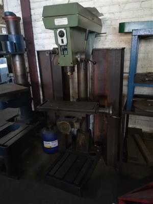 Pedestal Drill 32mm for sale