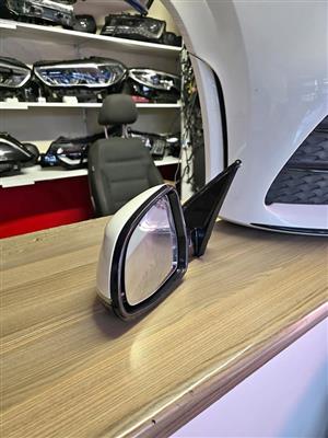 2021 BMW GO2X4 DOOR MIRROR LEFT SIDE INA PRISTINE CONDITION FOR SALE
