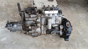 NQR500 4HE1 Injector pump
