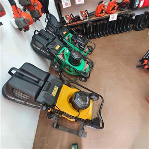 Tandem Lawnmowers GARDEN MARKET PLACE.  1 Gardens Road, HILLCREST.  Coner of inanda road.