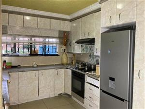 Apartment For Sale in Jabulani
