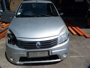 Renault Sandero 1.6 United Manual Silver - 2010 STRIPPING FOR SPARES