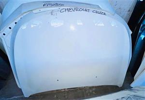 Chevrolet Cruze bonnet