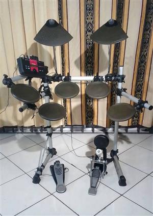 Yamaha XPLORER electronic drum set