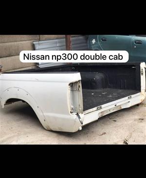 Nissan np300 double cab