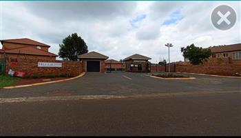 Townhouse For Sale in Pretoria North