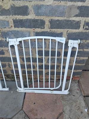 Dreambaby gate for sale safety gate