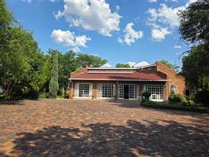 Magnificent Property for Sale Next to the Vaal River!