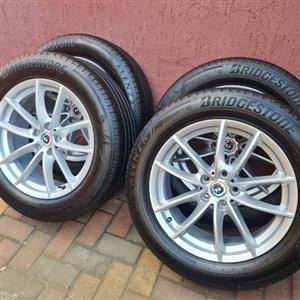 BMW X3/X4 GO1 OEM 18INCH MAGS AND TYRES 