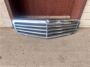 Mercedes Benz w204 grille