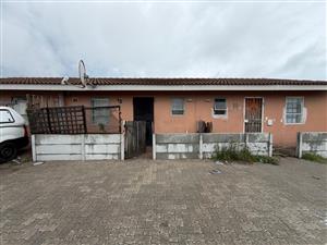 House For Sale in Pelican Park