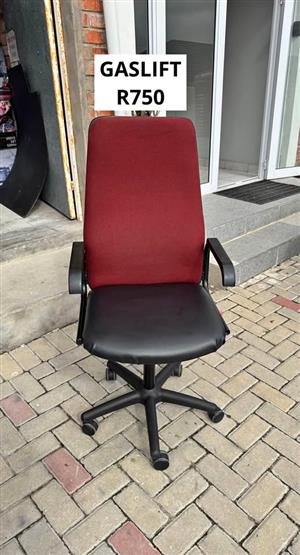OFFICE GASLIFT CHAIR