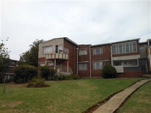 Townhouse For Sale in Townsview