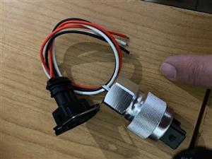 Speedo Sensor Sender Unit with plug.