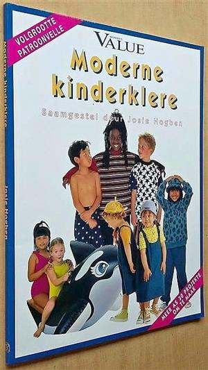 4 Maak jou eie klere boeke. 