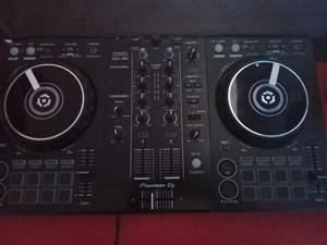 Pioneer DDJ 400 contoller 