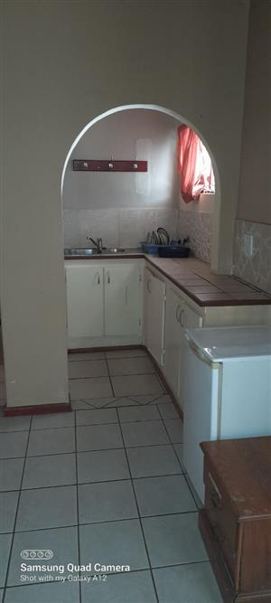 Rental Spacious 2 Bedroom Apartment.