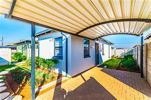 House For Sale in Protea Glen Ext 28
