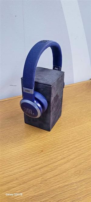 Jbl live670NC