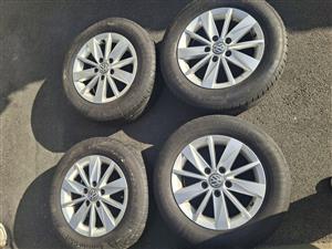 15 inch golf 7 oem rims 