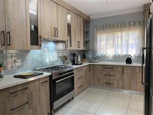 Kranspoort Vakansiedorp: Your Tranquil Escape Awaits