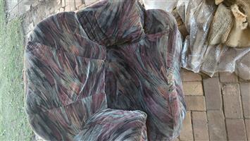 Furniture 3 Piece  Louge Suite Price Negotiabile