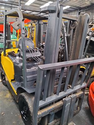 Used TCM 2.5 TON Diesel Forklift for sale
