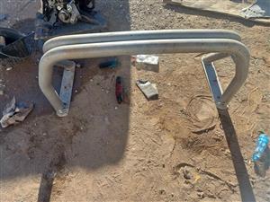NISSAN NP300 ROLLBAR