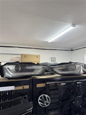 Audi A4 B8 xenon Headlights