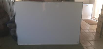 Magnetic white boards