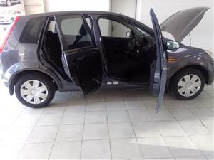2012 FORD  FIGO 1.4 MANUAL GREY COLOR PETROL
