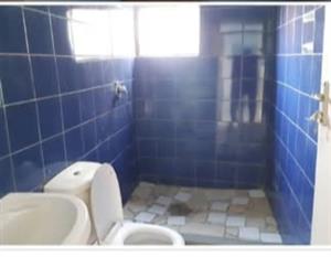 2 bedroom outbuilding in Lenasia Soith